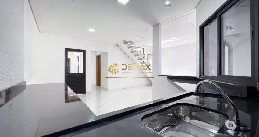 Casa em condomínio fechado com 3 quartos à venda na Zenayde de Barros Nascimento, 89, Residencial Santa Paula, Jacareí