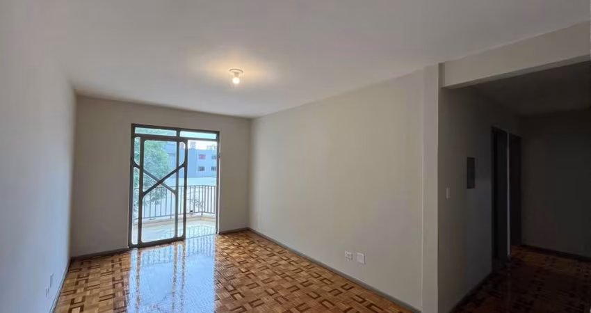 Apartamento para Venda em Maringá, Zona 07, 3 dormitórios, 1 suíte, 2 banheiros, 1 vaga