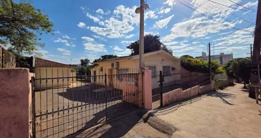 Terreno à venda na Zona 07, Maringá 