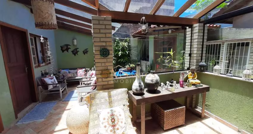 Casa com 3 dormitórios à venda, 370 m² por r$ 1.200.000,00 - ingleses do rio vermelho - florianópolis/sc