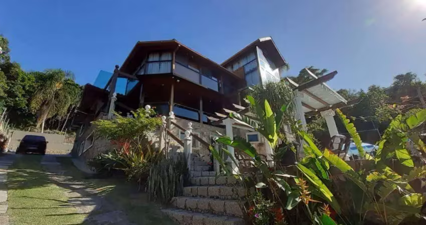 Casa com 4 dormitórios à venda, 470 m² por r$ 3.700.000,00 - praia brava - florianópolis/sc