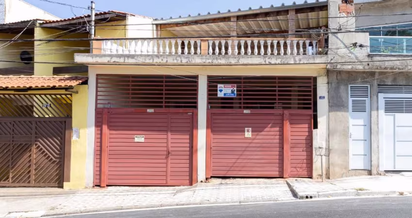 Aconchegante casa tipo para venda com 5 quartos, sendo 1 suíte, 217m²