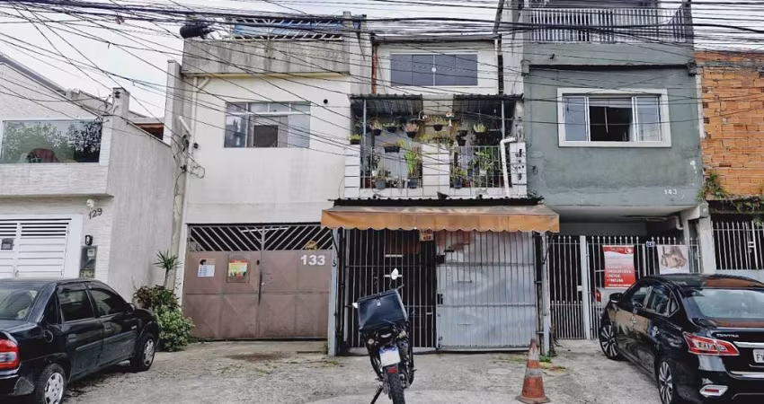 Excelente casa tipo para venda com 5 quartos, sendo 2 suítes, 150m²