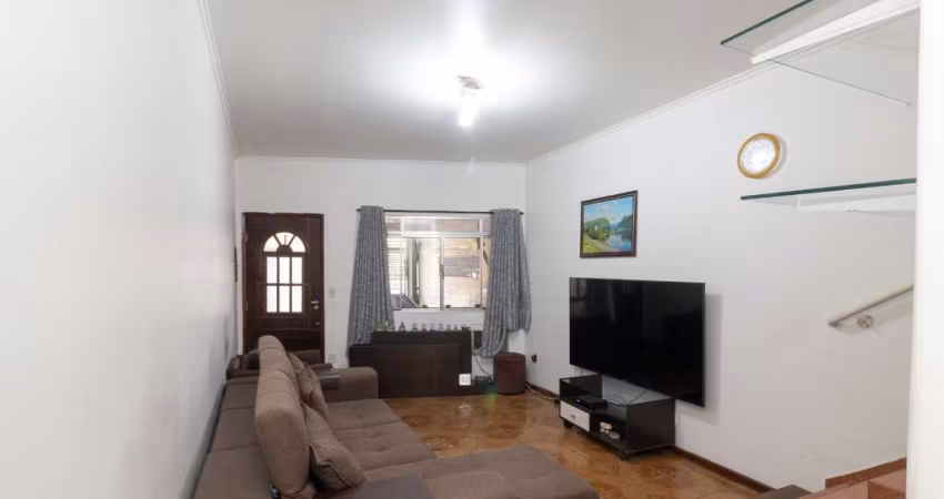 Agradável sobrado para venda com 2 quartos, 130m²
