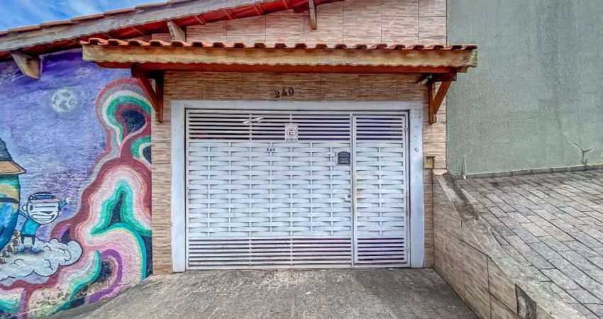 Confortável casa tipo para venda com 2 quartos, 50m²
