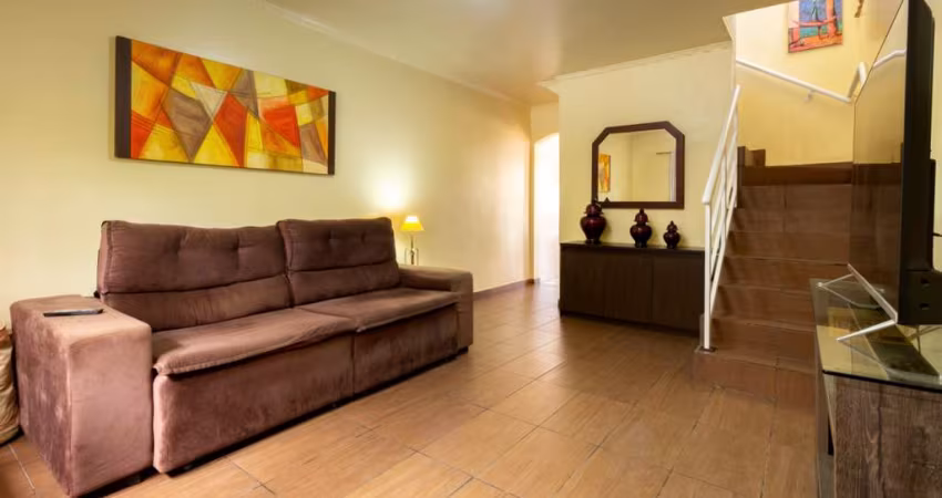 Confortável casa tipo para venda com 3 quartos, 122m²