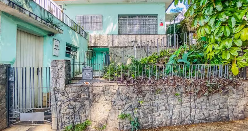 Versátil sobrado para venda com 3 quartos, 184m²