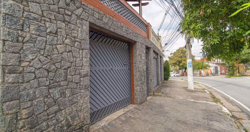 Espetacular sobrado para venda com 3 quartos, sendo 2 suítes, 145m²