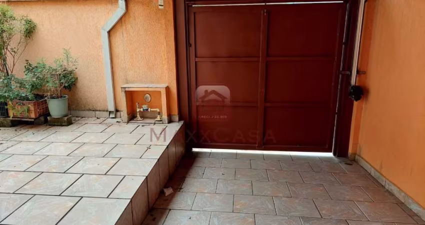 Casa com 3 quartos e 2 vagas em Jordanópolis, zona sul
