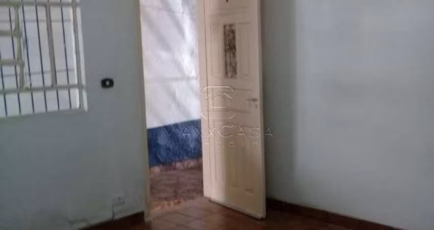 Casa para venda na Vila São José, ZS, com 2 quartos 2 vagas