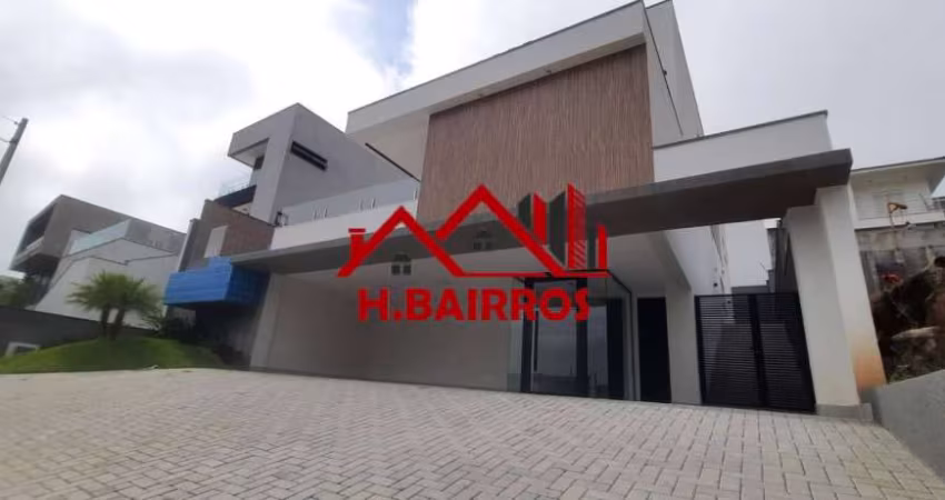 Casa com 04 Dormitórios à Venda - Jaguary - São José dos Campos