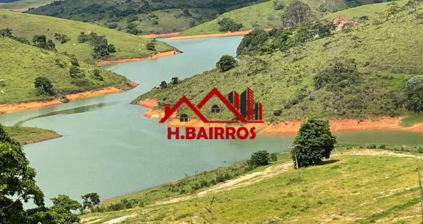 Fazenda com 23 Alqueires à Venda em São José do Barreiro SP.