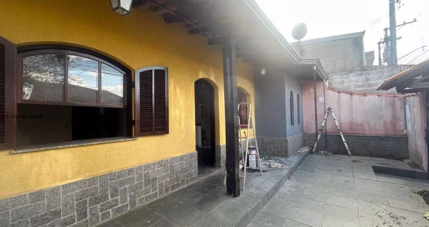 Casa para Locação em Cajamar, Centro, 3 dormitórios, 1 suíte, 3 banheiros, 4 vagas