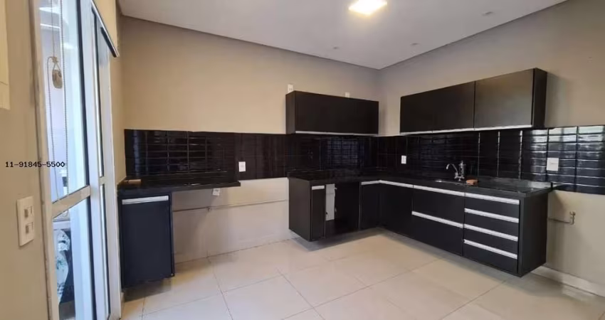 Casa para Venda em Santana de Parnaíba, Jardim do Luar (Fazendinha), 2 dormitórios, 2 banheiros, 2 vagas