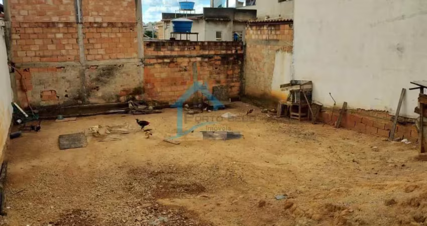 Terreno à venda no Oitis, Contagem 