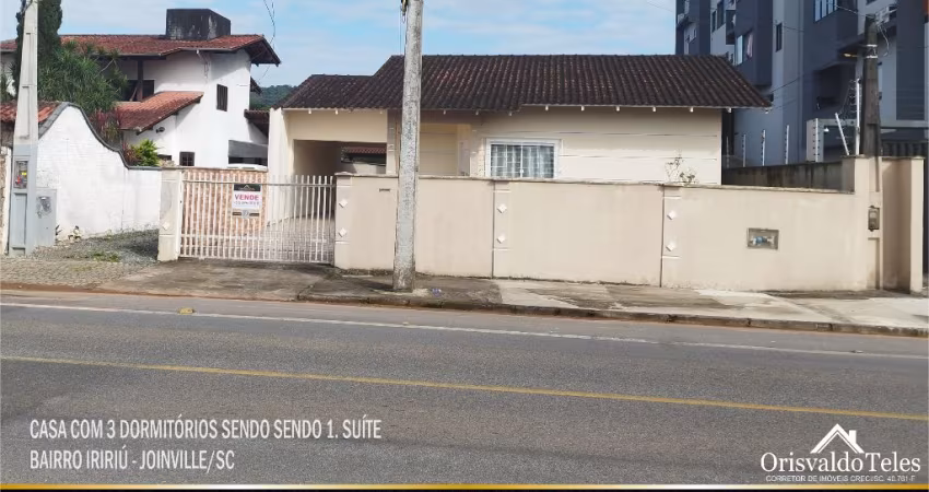 CASA COM 3 DORMITÓRIOS SENDO 1 SUÍTE BAIRRO IRIRIÚ
