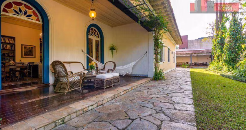 Casa com 4 dormitórios, 6 vagas, 500 m², Rua Oliveira Pimentel, 148 - Jardim Paulista - São Paulo