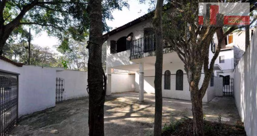 Sobrado à venda com 5 quartos e 6 vagas em Cidade São Francisco-SP