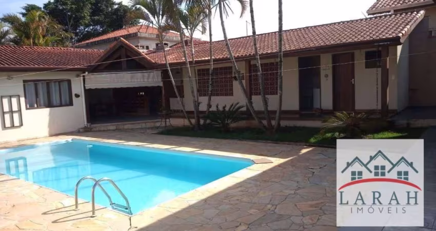 Casa com 3 dormitórios à venda, 323 m² por R$ 960.000,00 - Haras Bela Vista - Vargem Grande Paulista/SP