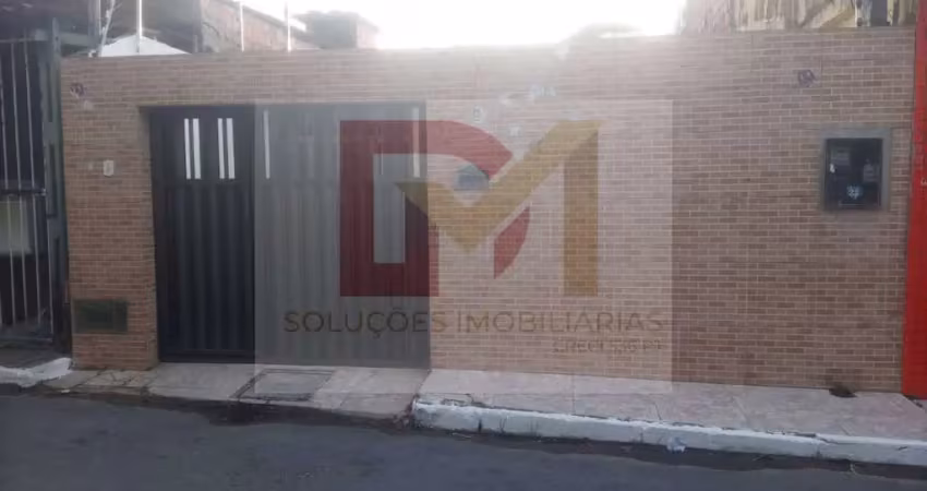 Casa Para Vender com 3 quartos no bairro Jabotiana em Aracaju