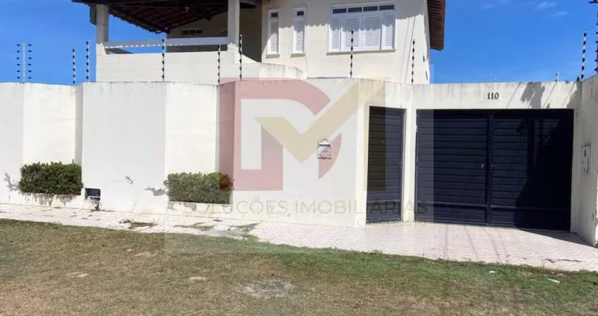 Casa Para Vender com 6 quartos 2 suítes no bairro Mosqueiro em Aracaju/SE.