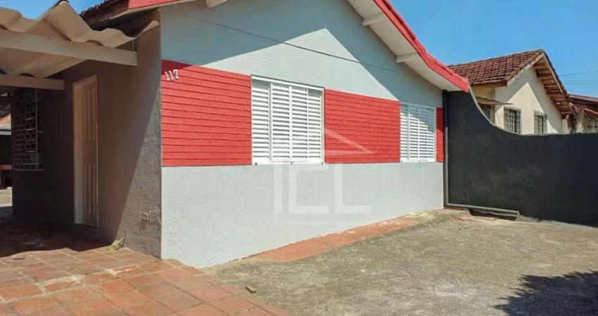 Casa com 2 quartos para alugar, 150 m² por R$ 1.100/mês - São Lourenço - Londrina/PR