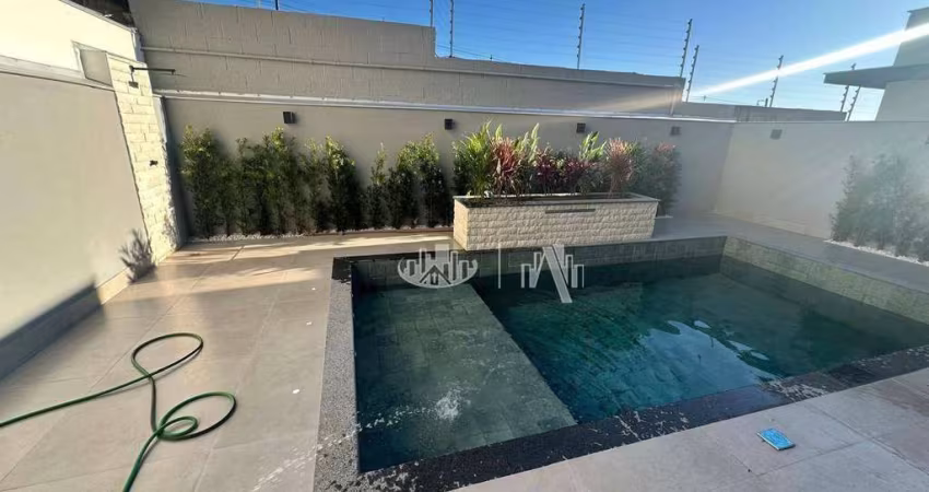Casa com 3 quartos à venda, 180 m² por R$ 1.650.000 - Parque Taua Araçari - Londrina/PR