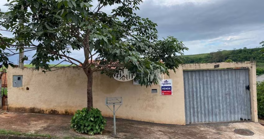 Casa com 2 quartos à venda, 80 m² por R$ 180.000 - Jardim Nova Esperança - Londrina/PR