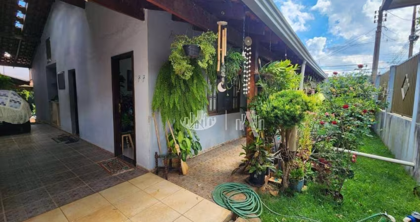 Casa com 3 quartos à venda, 208 m² por R$ R$ 698.000 - Antares - Zona Leste de Londrina/PR