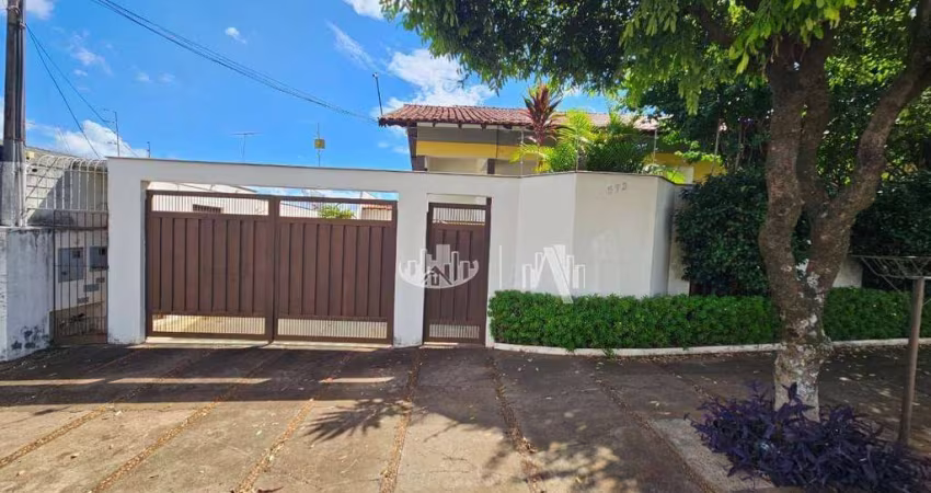 Casa com 3 quartos à venda, 345 m² por R$ 1.250.000 - Vila Brasil - Londrina/PR