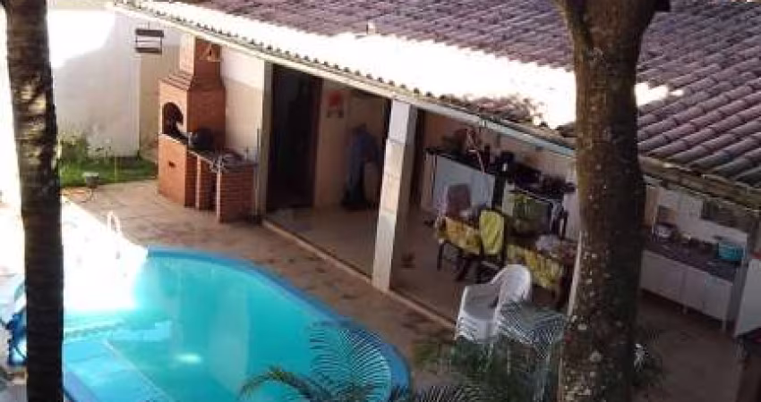 Casa em Praia de Itaparica - Vila Velha, ES