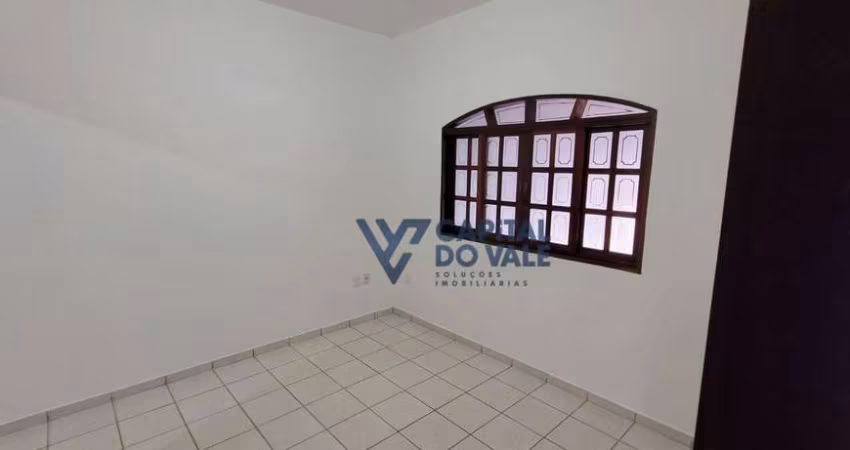 Excelente Casa para Locação – 3 Dormitórios (1 Suíte) com Garagem Coberta
