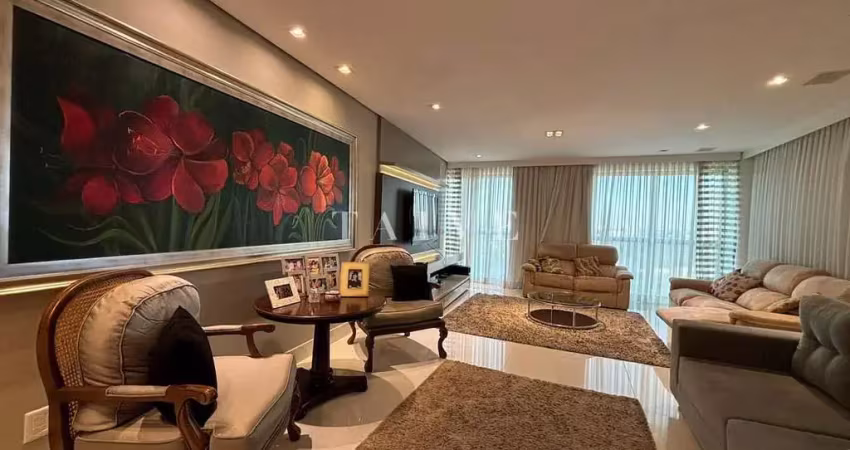 Apartamento à venda - 240m²/ 4 quartos / 2 suítes/ andar alto / 4 vagas de garagem /  palazzo veron