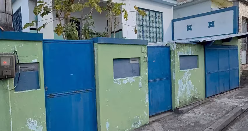 Linda casa e muito bem construída  no bairro vilar carioca