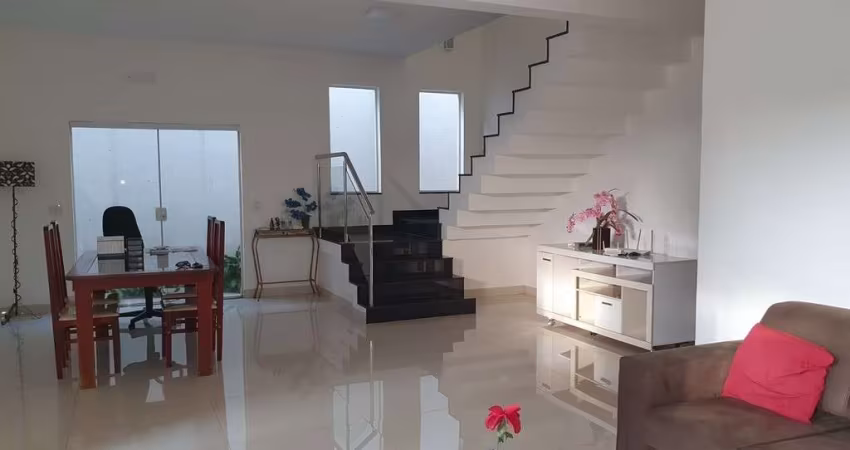 Casa com 5 quartos à venda no Vigilato Pereira, Uberlândia 