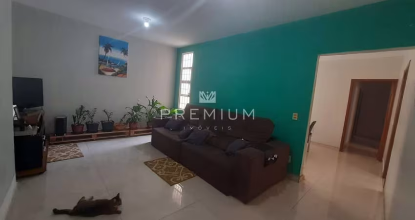 Casa com 3 quartos à venda no Jardim Patrícia, Uberlândia 