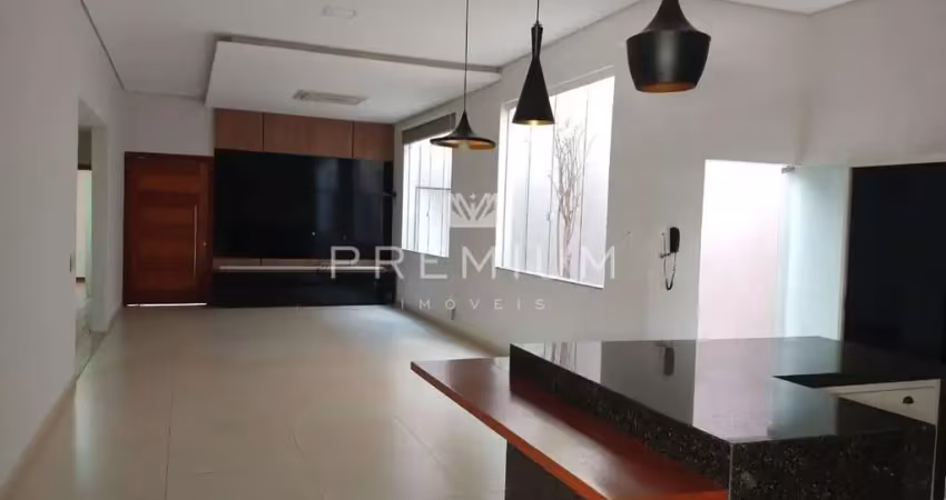 Casa em condomínio fechado com 3 quartos à venda no Lagoinha, Uberlândia 