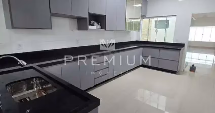 Casa com 3 quartos à venda na Cidade Jardim, Uberlândia 