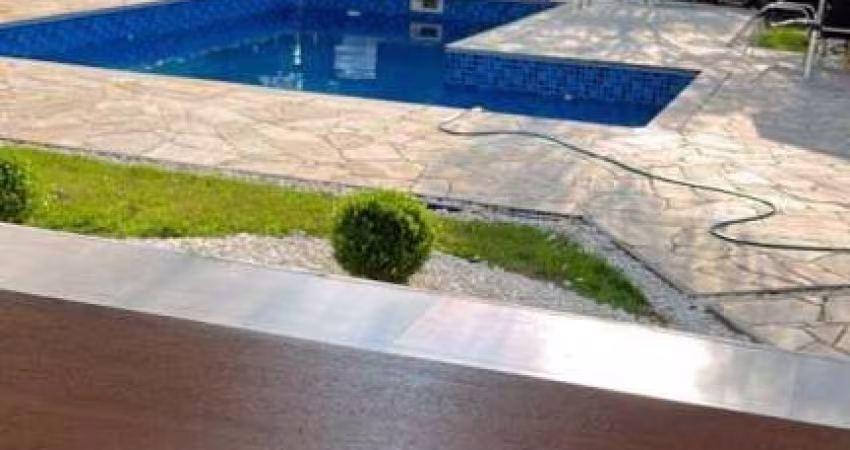Casa com 4 dormitórios à venda, 700 m² por R$ 2.700.000,00 - Condomínio Reserva Ibirapitanga - Santa Isabel/SP