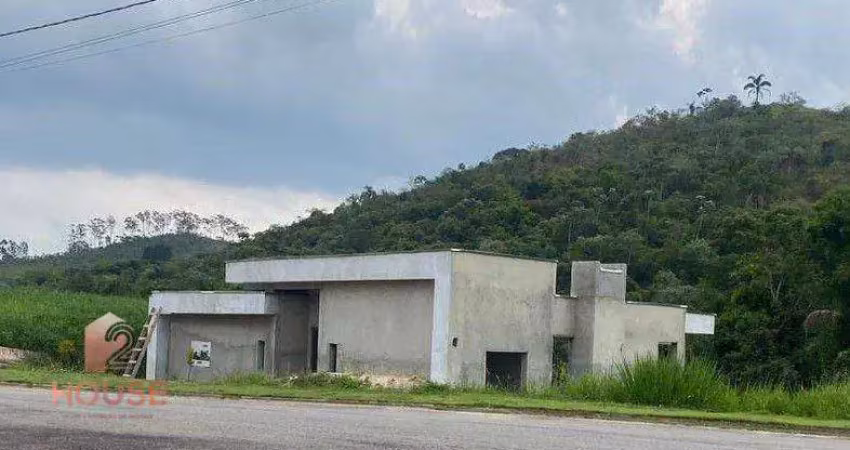Casa com 4 dormitórios à venda, 180 m² por R$ 1.115.000,00 - Condomínio Reserva Ibirapitanga - Santa Isabel/SP