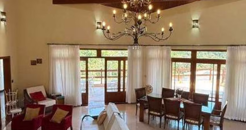 Casa com 7 dormitórios à venda, 500 m² por R$ 2.500.000,00 - Condomínio Reserva Ibirapitanga - Santa Isabel/SP
