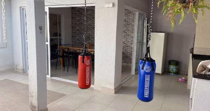 Casa com 3 dormitórios à venda, 100 m² por R$ 820.000,00 - Loteamento Villa Branca - Jacareí/SP