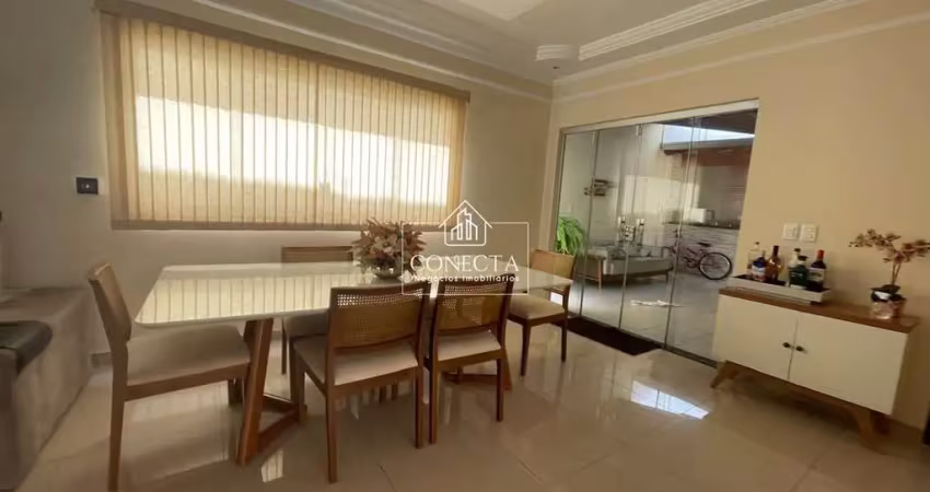 Casa com 3 quartos à venda no Jardim Europa, Uberlândia 