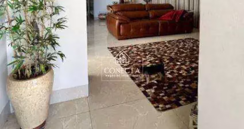 Casas em condomínios - 3 dormitórios - cond. splêndido