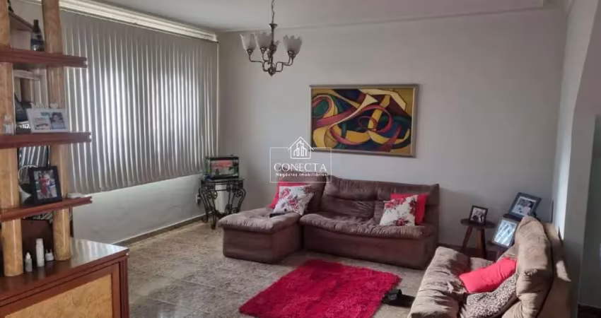 Casa com 5 quartos à venda no Santa Mônica, Uberlândia 