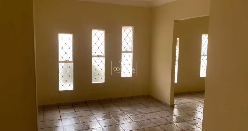 Casa com 3 quartos à venda no Santa Mônica, Uberlândia 