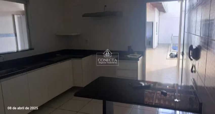 Casa para locação de 200m² - por r$4.000,00 no santa mônica - uberlândia/mg
