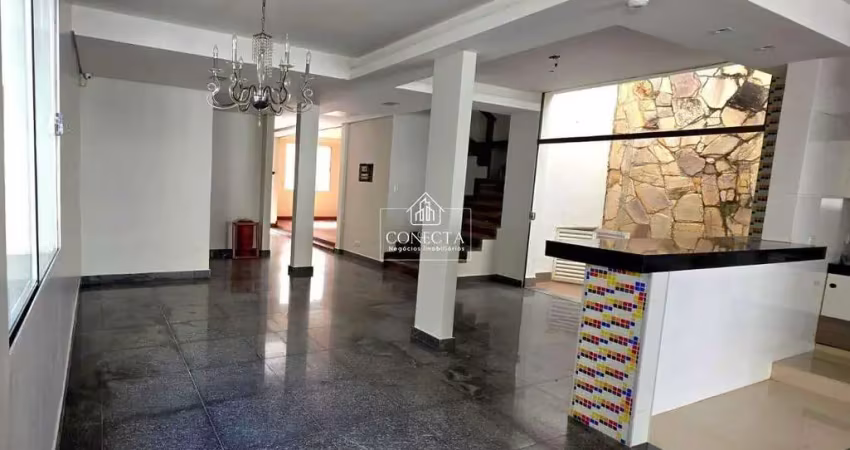 Sobrado de 420m² no bairro nossa senhora aparecida.