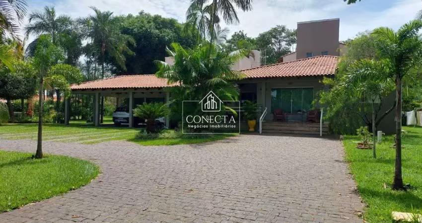 Casa no condomínio morada do sol, com um terreno de 5124 m² total e área construída 394 m², 4 quartos todos suites
