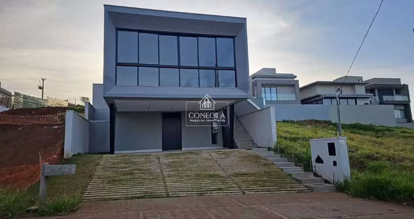 Casa estilo sobrado no condomínio terras alpha, com 182 m² construídos em um terreno de 276 m², 3 suites